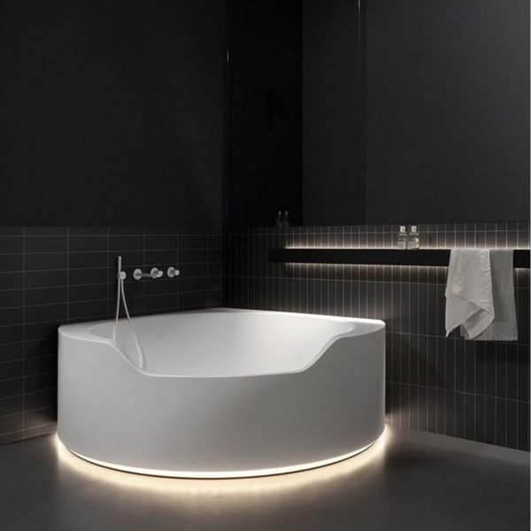 Antonio Lupi Ofuro Corner Bathtub